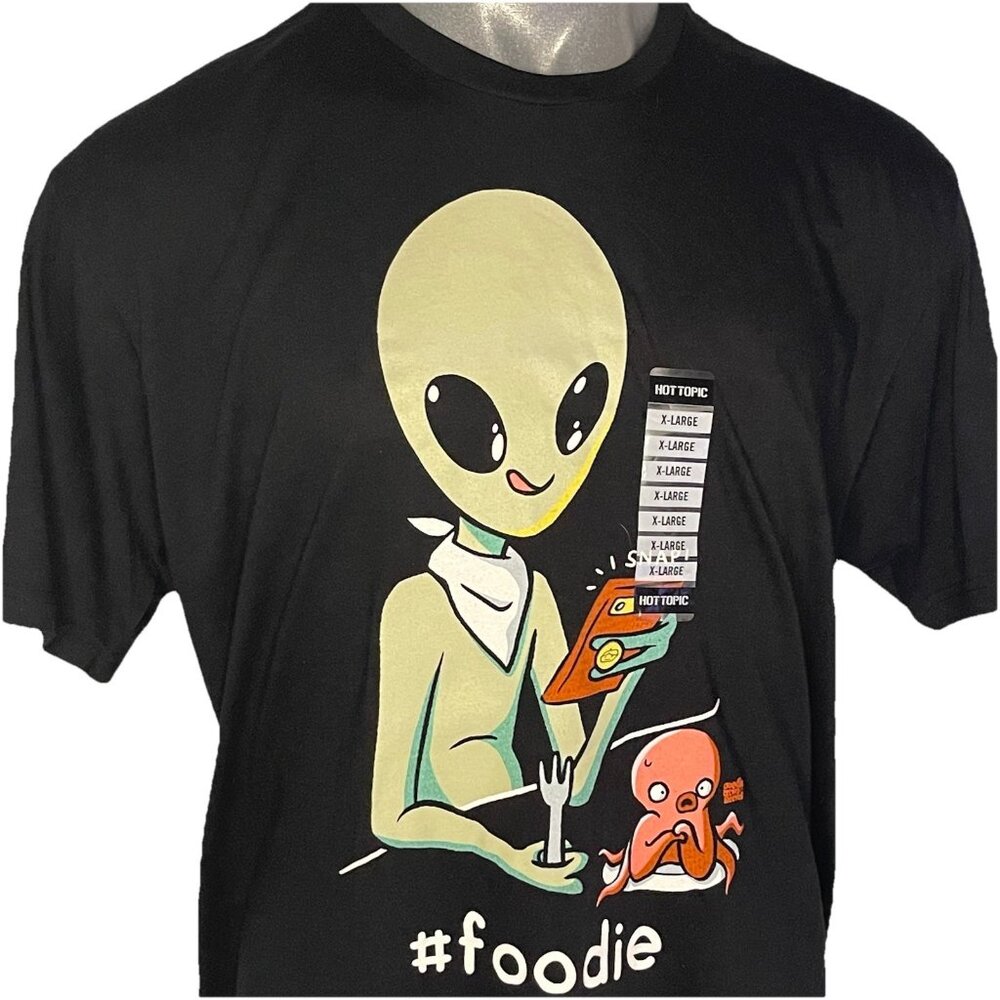 Alien Foodie Octopus sz L T-Shirt Black Cotton Hard to Find NWT Hot Topic
